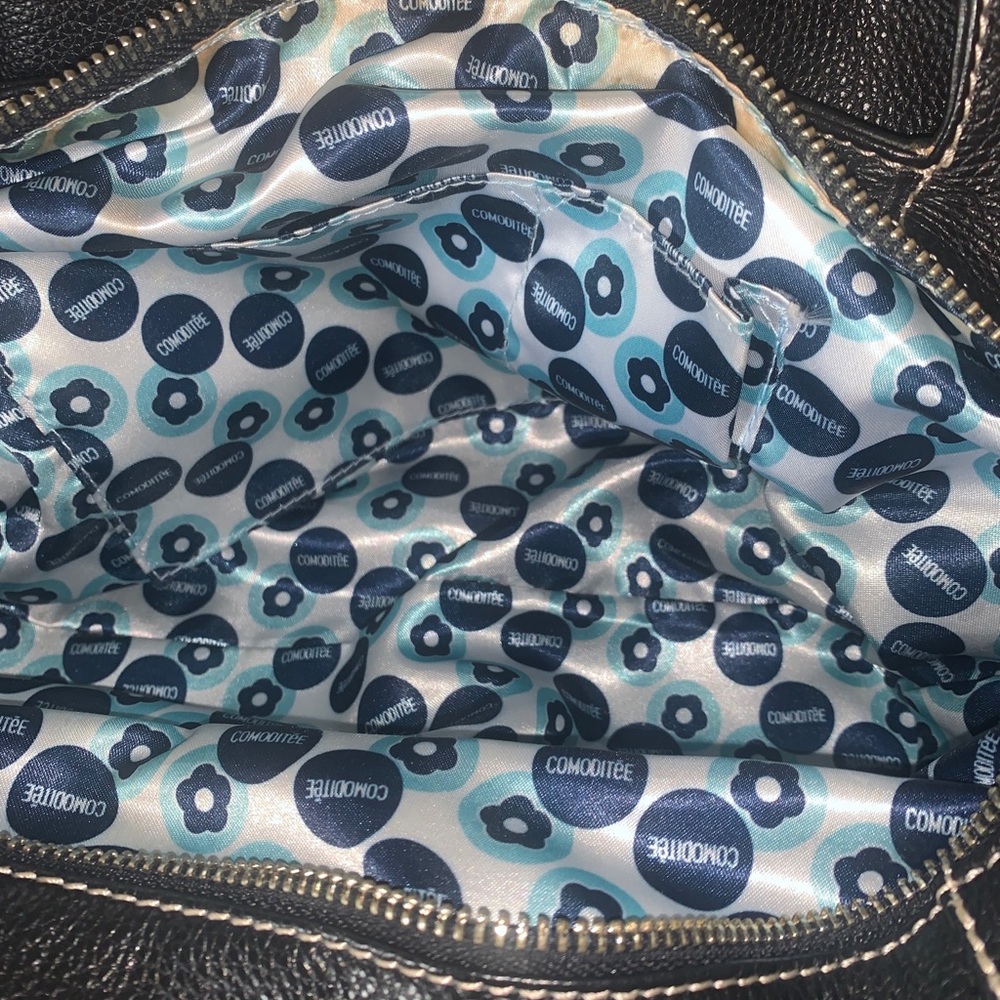 NWOT Comoditee Triple Section Centre Purse ZIP Fastening Bag Cute! Functional - Picture 7 of 11